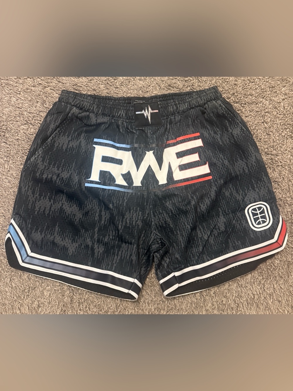 NWOT Men’s Overtime RWE Shorts; Size Small